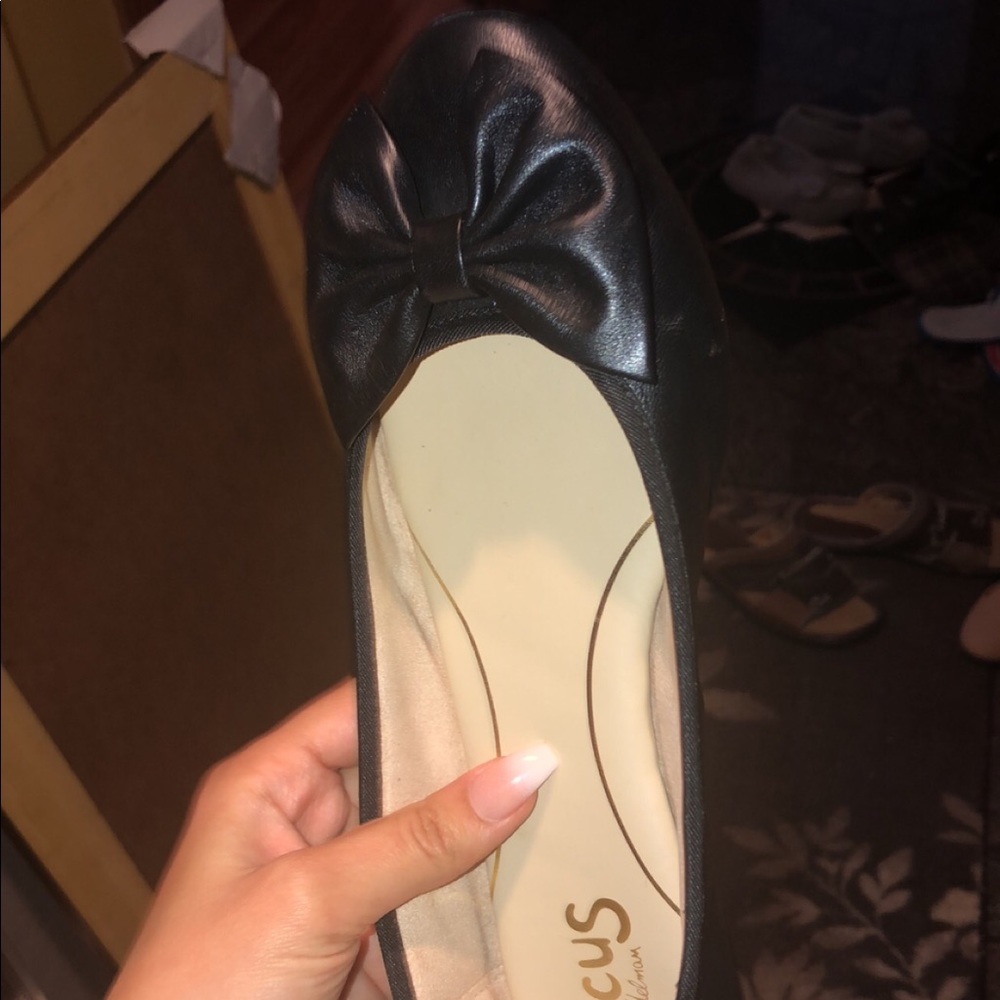 Extremely comfortable flats